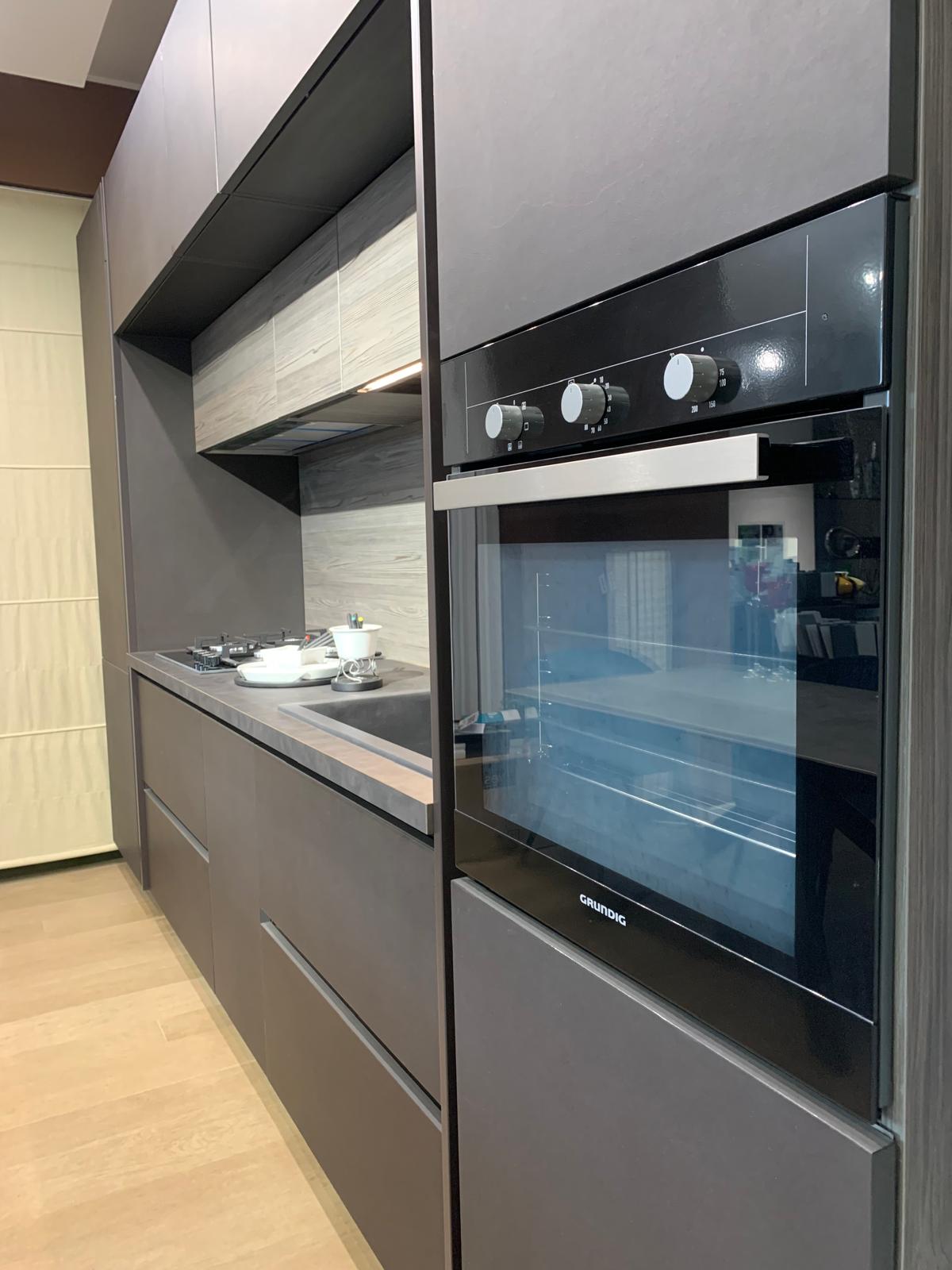 Cucina modello rebel UP DESIGN L355cm P60cm - AR-TRE
