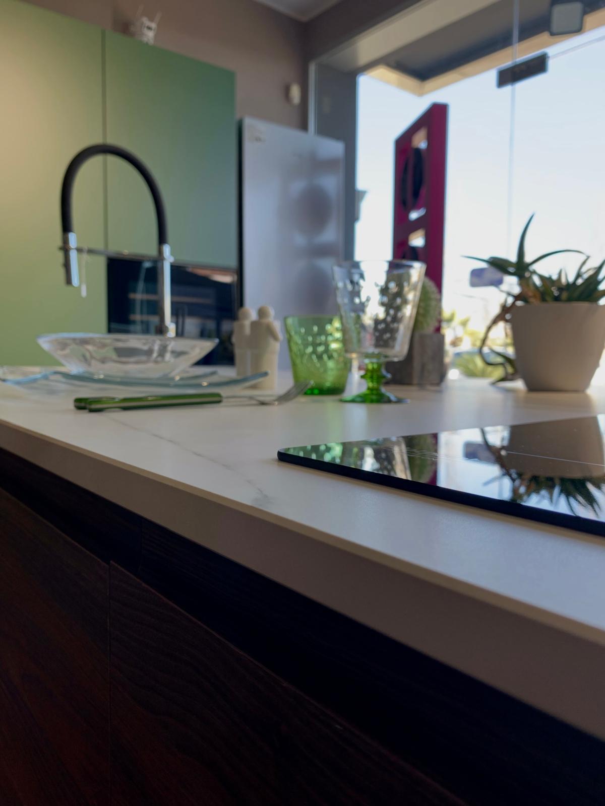 Cucina con isola modello FLO EVO L244+255cm  - AR-TRE
