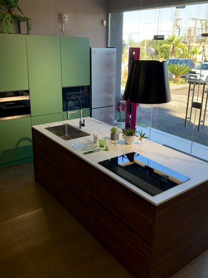 Cucina con isola modello FLO EVO L244+255cm  - AR-TRE