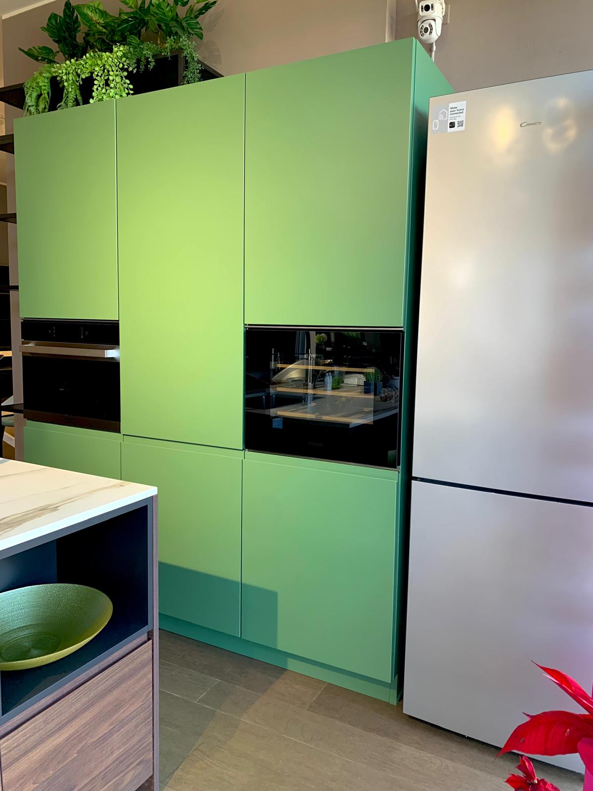 Cucina con isola modello FLO EVO L244+255cm  - AR-TRE