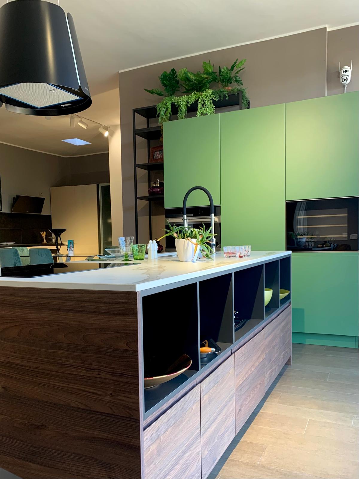 Cucina con isola modello FLO EVO L244+255cm  - AR-TRE
